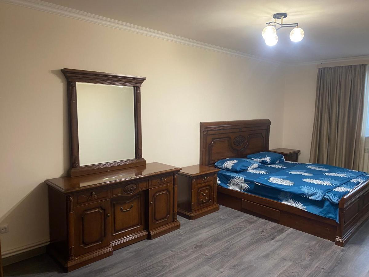 3 Cosy Apartment Near Airport Evn Erevan Esterno foto
