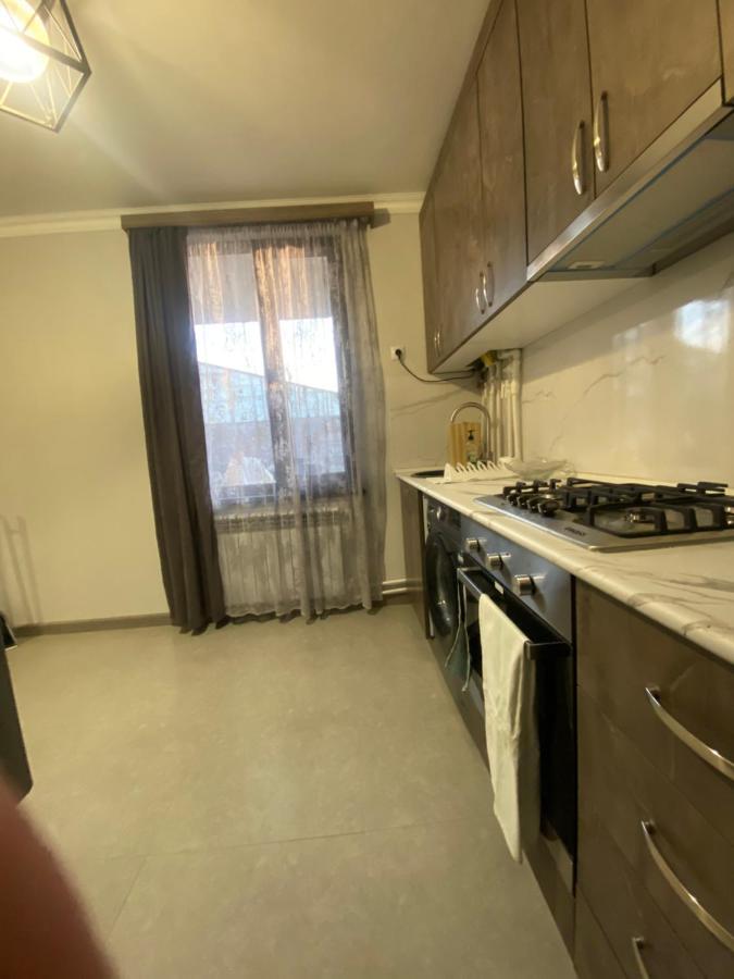 3 Cosy Apartment Near Airport Evn Erevan Esterno foto