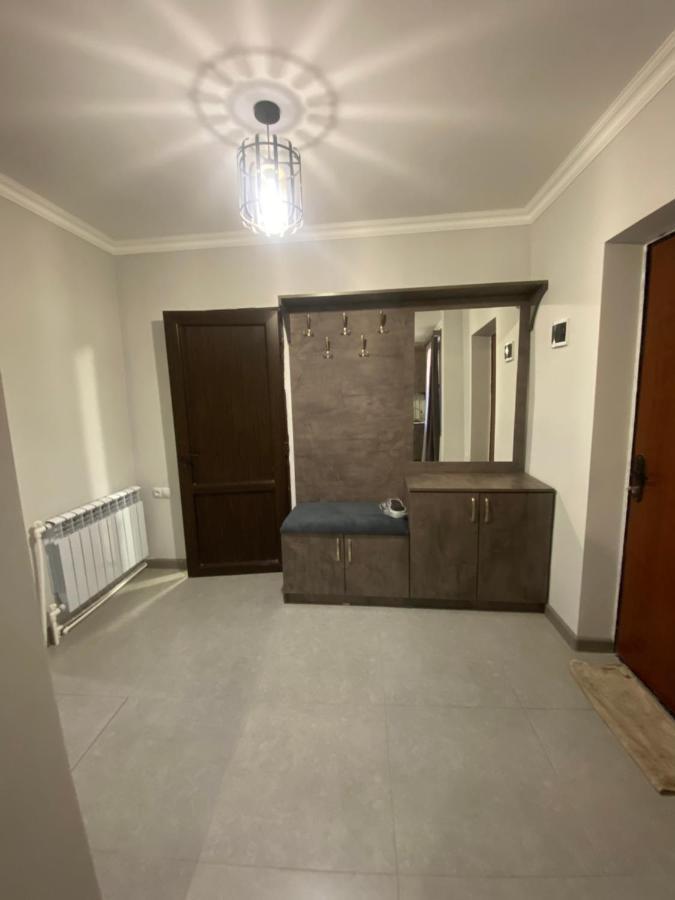 3 Cosy Apartment Near Airport Evn Erevan Esterno foto